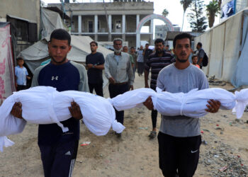 Fifa e COI têm de banir Israel das competições