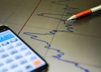 IBC-Br total sobe 3,24% em 12 meses até agosto, mostra BC