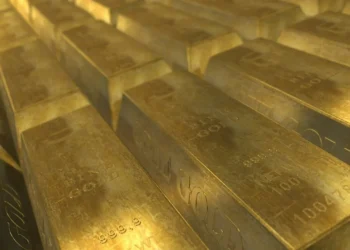 Ouro sobe e volta aos US$ 4 mil com aposta em corte do Fed