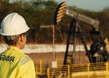 Renda fixa isenta: Petroleira pagando IPCA+ 8,41% ao ano até 2033, vale o risco?