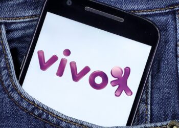 Telefônica Brasil (VIVT3) pagará R$ 400 milhões aos seus acionistas