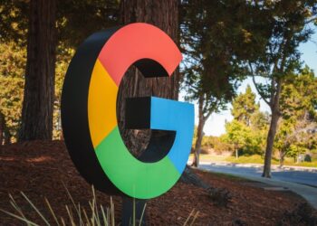 Google (GOGL34) salta 15% no ano e entra para lista de US$ 3 tri em valor de mercado