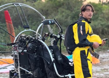 Empresário carioca Gabriel Farrel morre em acidente de paraquedas no Rio