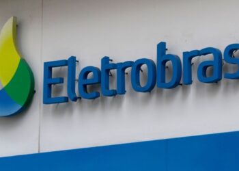 Eletrobras pode entregar alta de 30% após dividendo bilionário, diz Itaú BBA