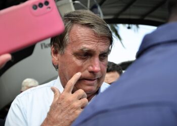 Bolsonaro teve diagnóstico de câncer de pele