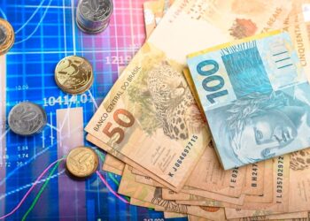 B3 vive onda de recordes: fundos imobiliários e dividendos também renovam máximas