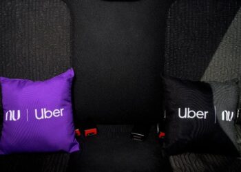 Uber e Nubank anunciam parceria que dá até 100% de desconto em corridas