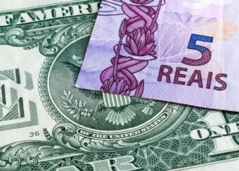 BTG solta previsão ousada: Dólar a R$ 4,60 é realmente possível?
