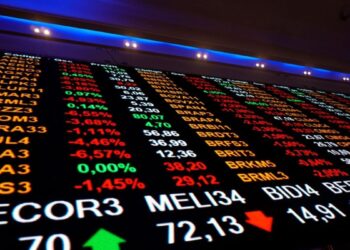 Eletrobras (ELET6) dispara e leva Ibovespa a novo recorde histórico