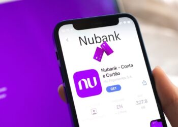 Nubank lança cartão para adolescentes com limite atrelado a Caixinhas