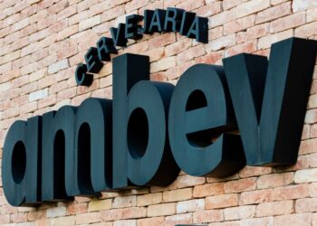 Ambev (ABEV3) sofre corte da XP com ameaça de Ozempic e Heineken