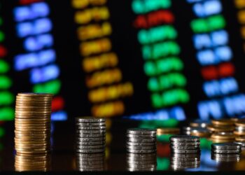 Setembro chove recorde ao Ibovespa, mas só não é melhor por culpa de PETR4