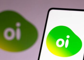 Oi (OIBR3) corre risco de falência? Entenda a decisão judicial que ligou o alerta