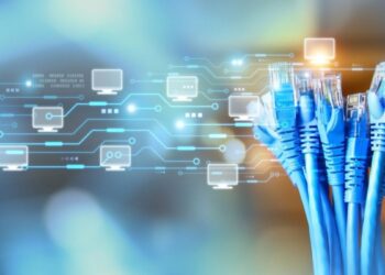 Claro avalia comprar empresa listada na B3 e ações disparam