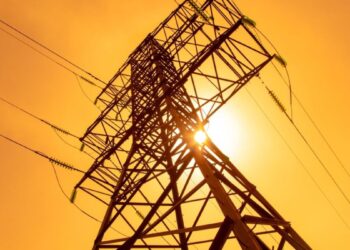 Neoenergia (NEOE3) dispara na Bolsa, mas banco aponta “opções mais baratas”