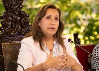 Congresso do Peru derruba presidente Dina Boluarte em votação unânime