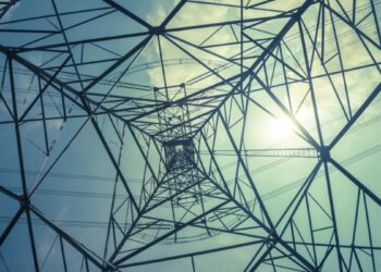 Alupar (ALUP11) aprova entrada em leilão da Aneel com R$ 5,5 bi em investimentos