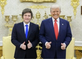 Trump promete ajudar Argentina, mas condiciona apoio ao resultado das eleições