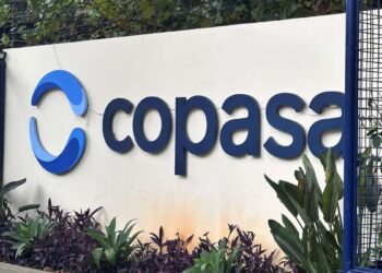 Itaú BBA eleva Copasa (CSMG3) para compra e vê privatização mais próxima