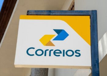 Correios buscam fôlego financeiro e bancos reagem; BBAS3 recua quase 2%