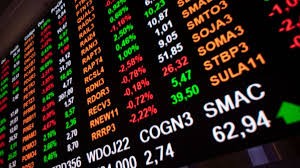 Ibovespa sobe após projeções do Focus; FLRY3 recua mais de 3%