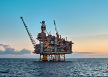 Petrobras (PETR4) inicia perfuração na Foz do Amazonas após aval do Ibama; ações sobem
