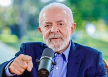 Lula critica protecionismo e dólar, nas vésperas de reunião com Trump