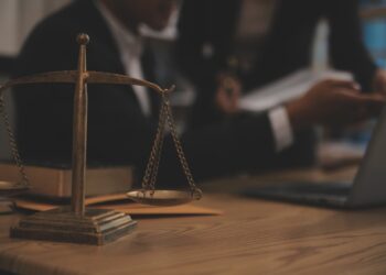 CSN (CSNA3) leva multa de R$ 128 milhões após embate jurídico, entenda