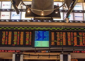 Petróleo dispara mais de 5% e acaba beneficiando o Ibovespa; veja maiores altas