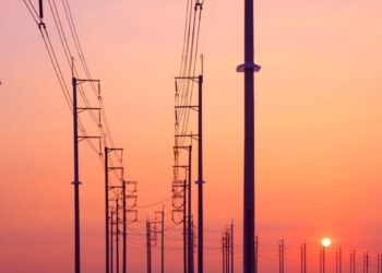 Âmbar Energia compra mais 3 térmicas e já abastece 1 em cada 5 casas no Acre