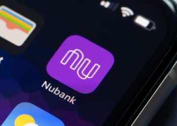 Nubank (ROXO34) supera Petrobras (PETR4) em ranking de empresas mais valiosas