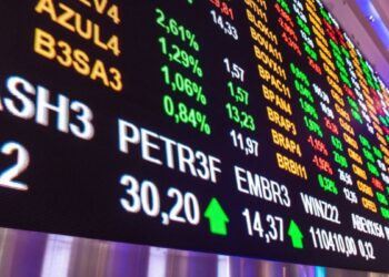 Novo recorde: Ibovespa fecha outubro em alta com possível dividendos da Vale