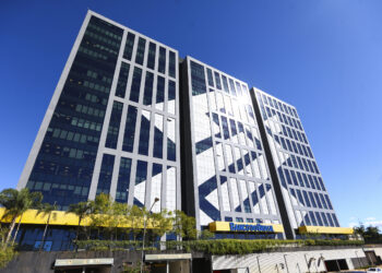 Por que as ações do Banco do Brasil (BBAS3) estão caindo hoje