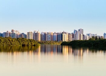 Fundos imobiliários de tijolo lideram altas; IFIX cai de novo