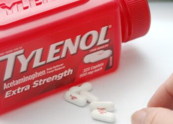 Kimberly-Clark (KMBB34) paga mais de R$ 260 bilhões pela dona do Tylenol e Listerine