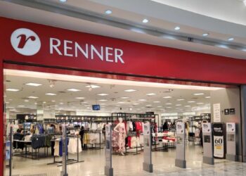 Lojas Renner (LREN3) supera projeções com lucro de R$ 279 mi no 3T25