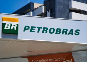 Petrobras (PETR4) vai pagar R$ 12,2 bi em dividendos; veja valor por ação