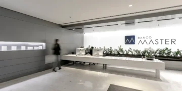 Banco Master é liquidado: o que fazer agora?